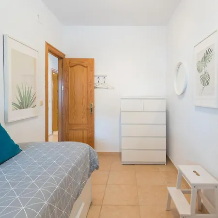 Tio Charles De June - Charming 2 Bedroom * Benalmádena