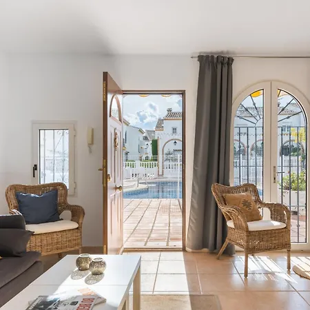 Appartement Tio Charles De June - Charming 2 Bedroom *