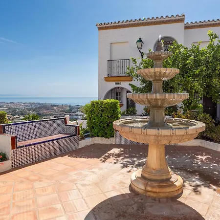 Tio Charles De June - Charming 2 Bedroom Appartement *